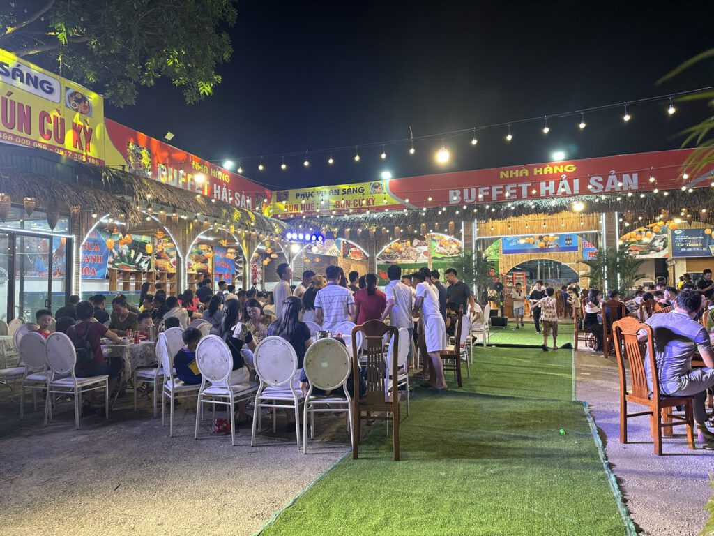 Tổ chức sự kiện gala dinner tại Buffet hải sản 36 Sầm Sơn